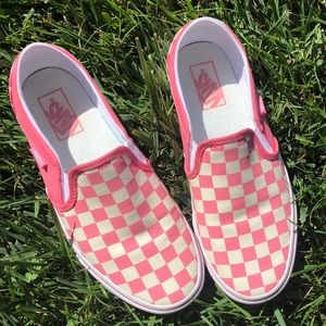 pink checkered vans